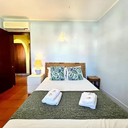 Traditional With Pool By Homing Vila *