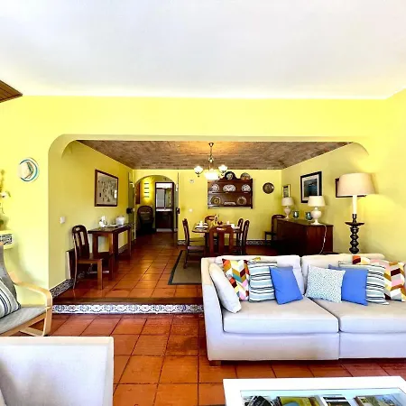 Traditional With Pool By Homing Vilamoura
