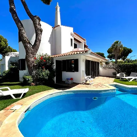 Traditional With Pool By Homing Vilamoura