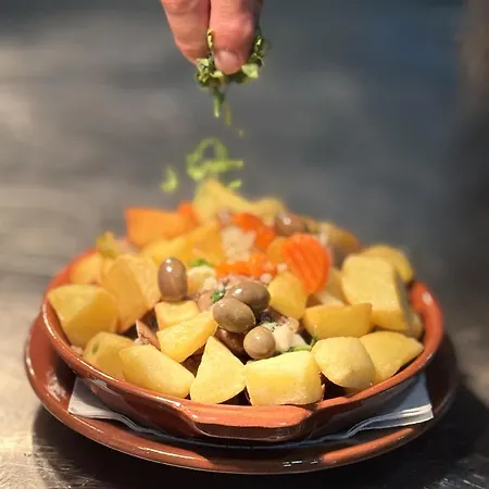 Villa Traditional With Pool By Homing Vilamoura