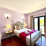 Traditional With Pool By Homing Vilamoura