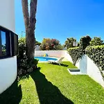 别墅 Traditional With Pool By Homing